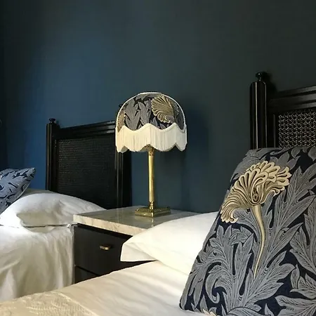 Апартаменты The Place